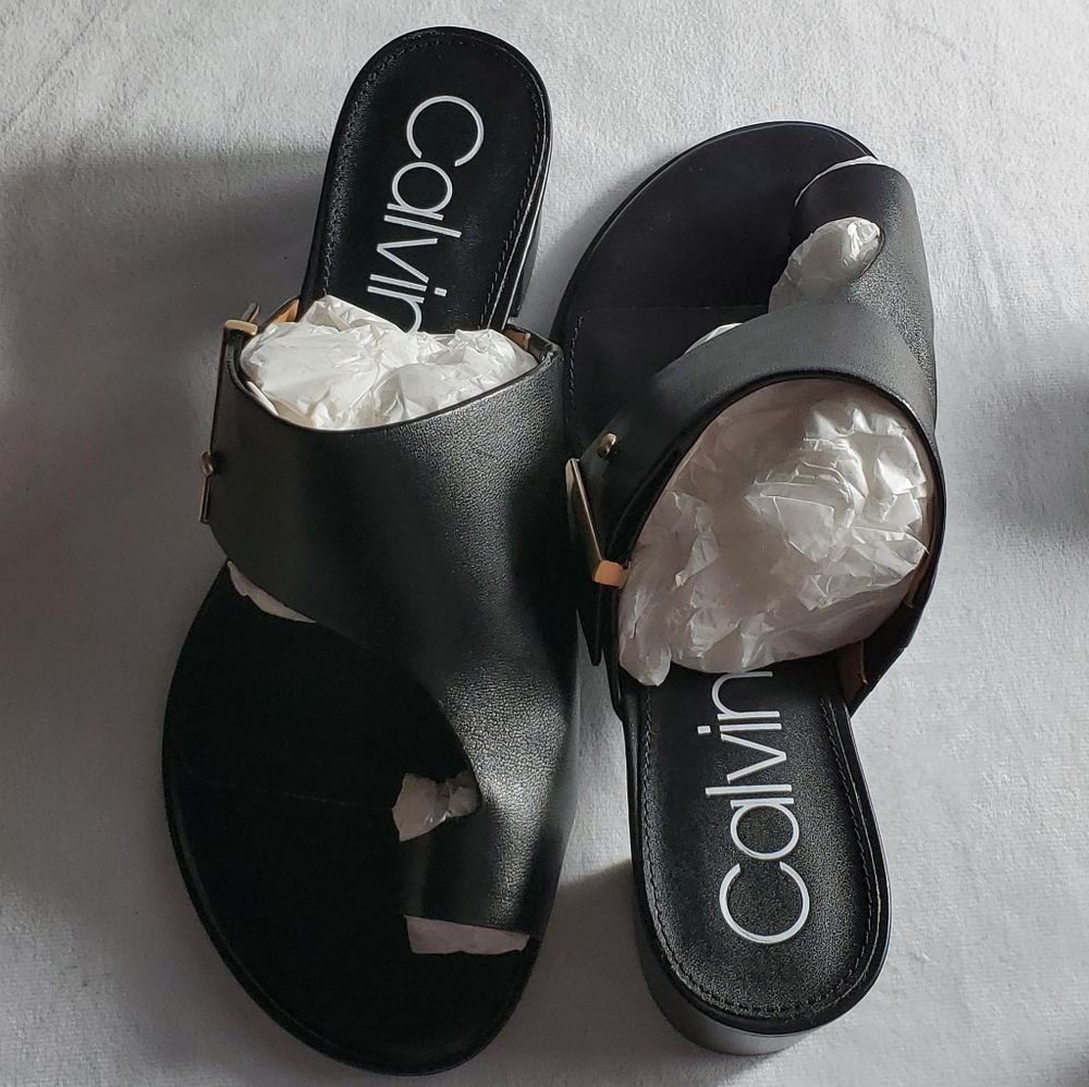 Calvin Klein's Daria mule toe ring sandal